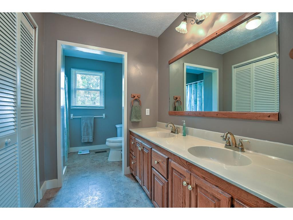296 Johnson Chapel Road Bristol, TN 37620 - Photo 12 of 24 Photo 12