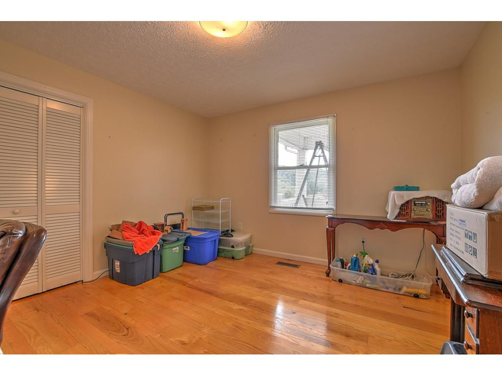 296 Johnson Chapel Road Bristol, TN 37620 - Photo 13 of 24 Photo 13