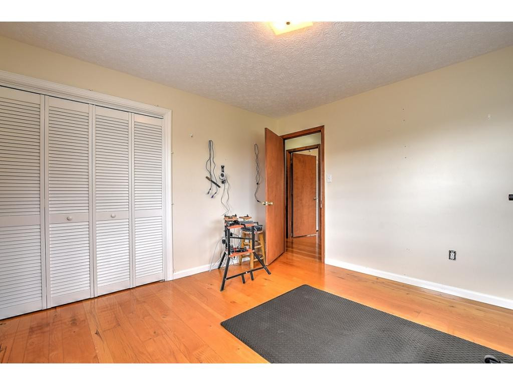 296 Johnson Chapel Road Bristol, TN 37620 - Photo 18 of 24 Photo 18