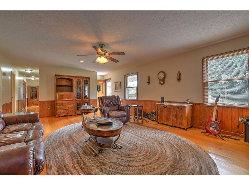 296 Johnson Chapel Road Bristol, TN 37620 - Photo 6 of 24 Photo 6