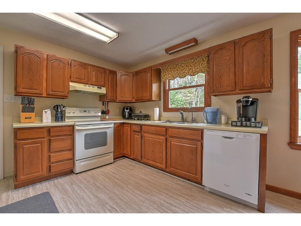 296 Johnson Chapel Road Bristol, TN 37620 - Photo 9 of 24 Photo 9