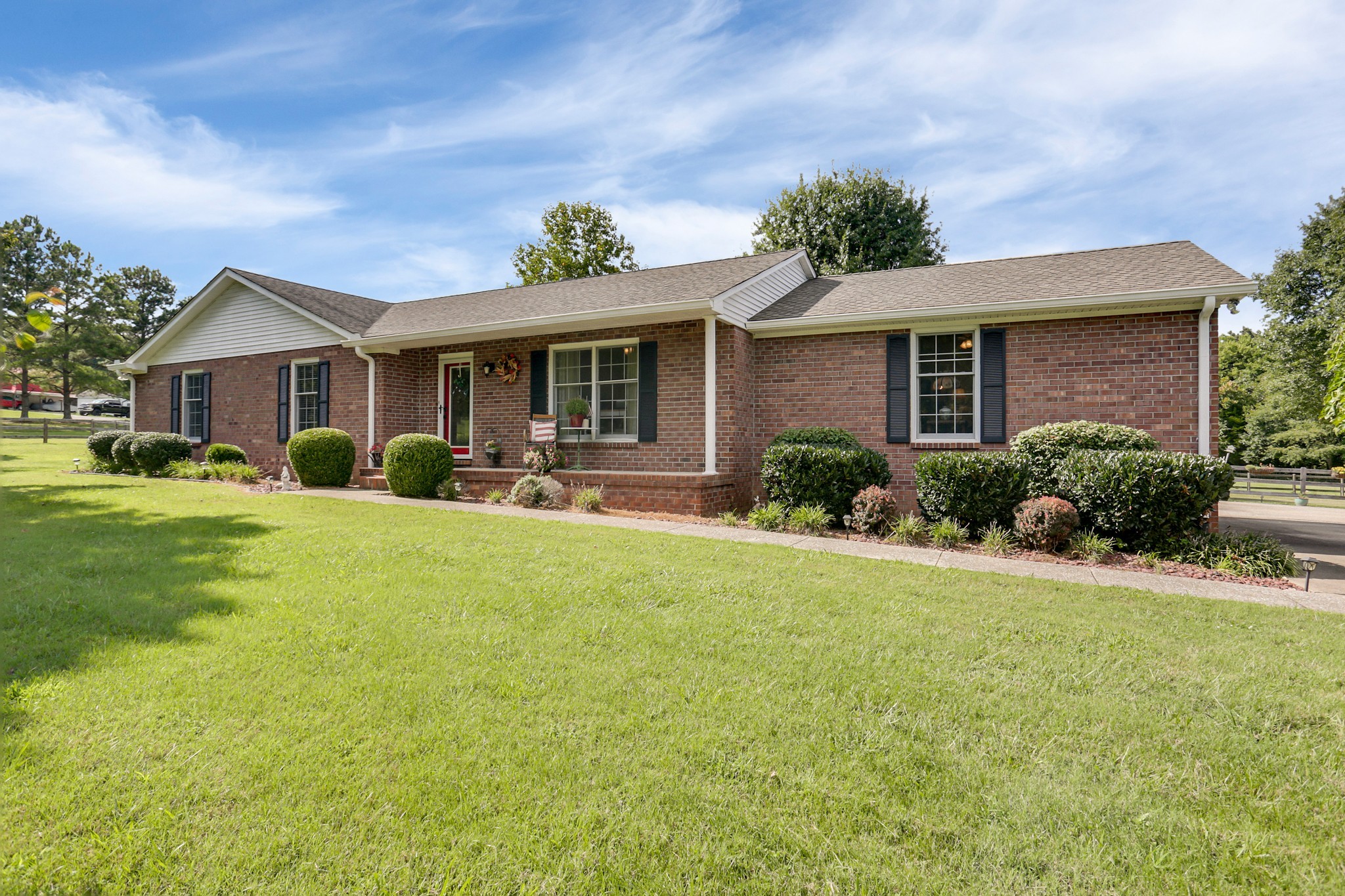399 Parker Road Portland, TN 37148 - Photo 2 of 56 Gallery Image 2