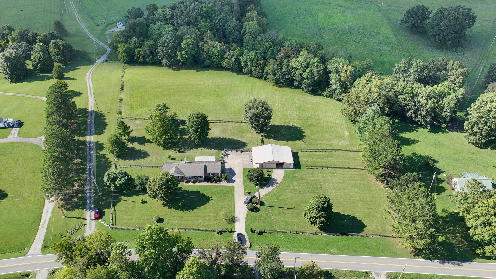 399 Parker Road Portland, TN 37148 - Photo 3 of 56 Gallery Image 3