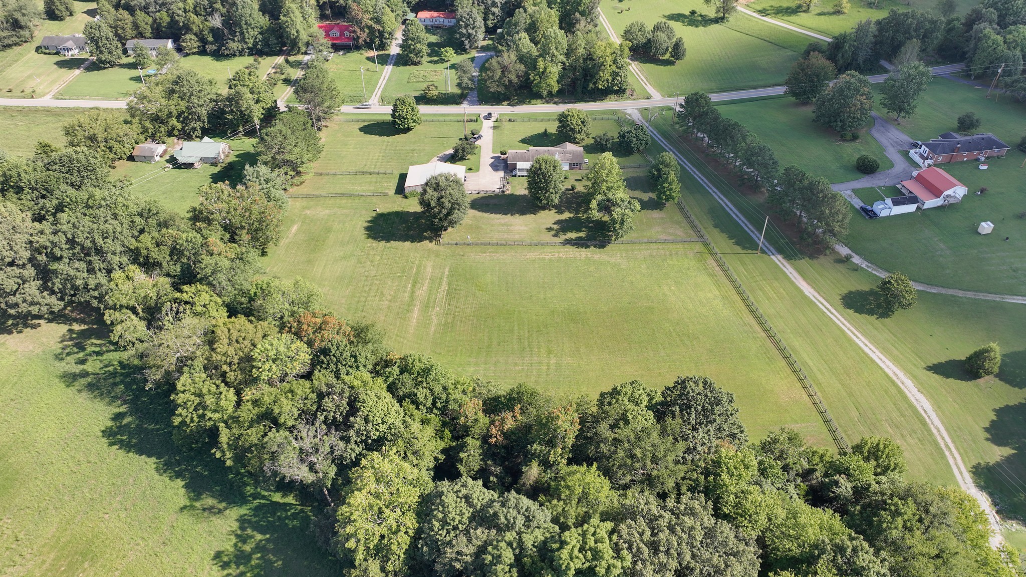 399 Parker Road Portland, TN 37148 - Photo 4 of 56 Gallery Image 4