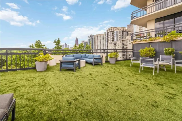 $515,000 | 1130 Piedmont Avenue Northeast, Unit 803, Atlanta, GA 30309