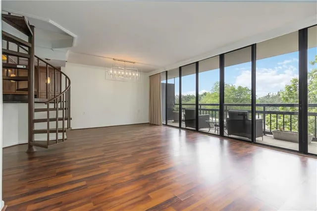 $515,000 | 1130 Piedmont Avenue Northeast, Unit 803, Atlanta, GA 30309