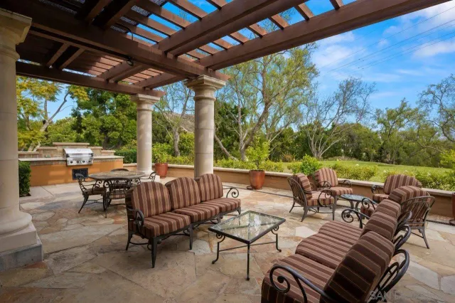 $1,024,900 | 2788 Villas Way, San Diego, CA 92108