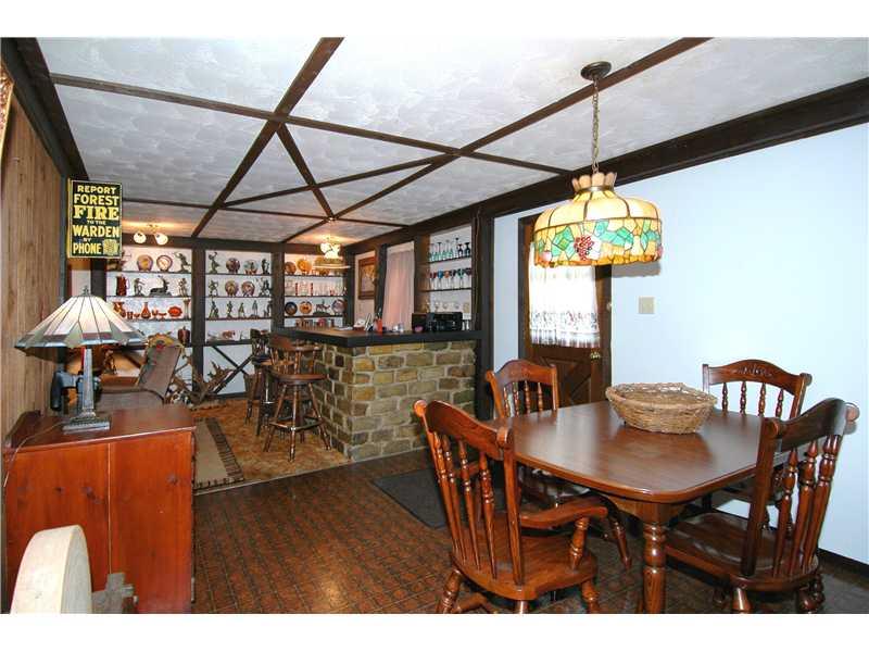 269 Reis Run Road Pittsburgh, PA 15237 - Photo 4 of 18 Dining Room.