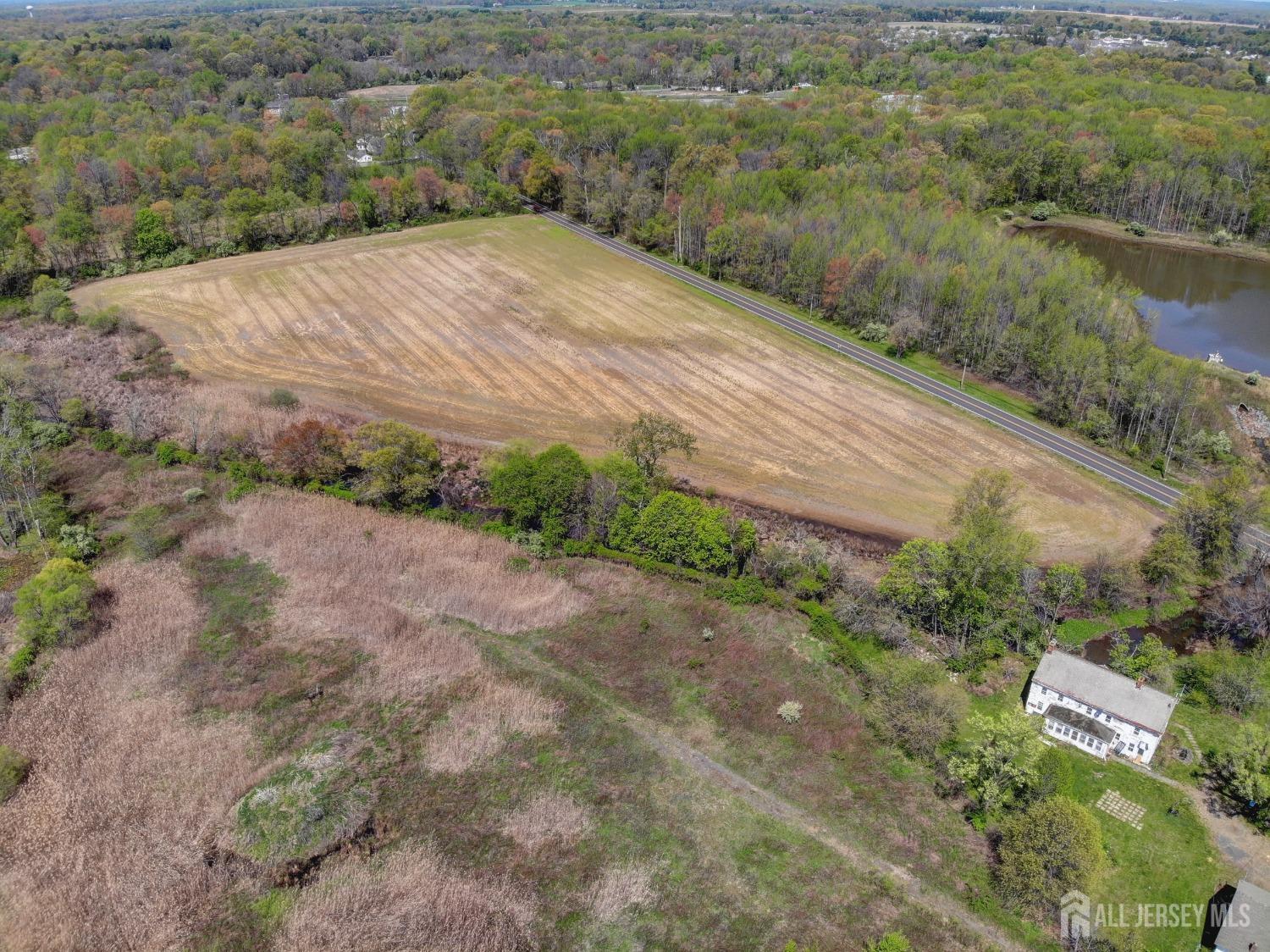 12 Brick Yard Road Cranbury, NJ 08512 - Photo 15 of 26 Gallery Image 15