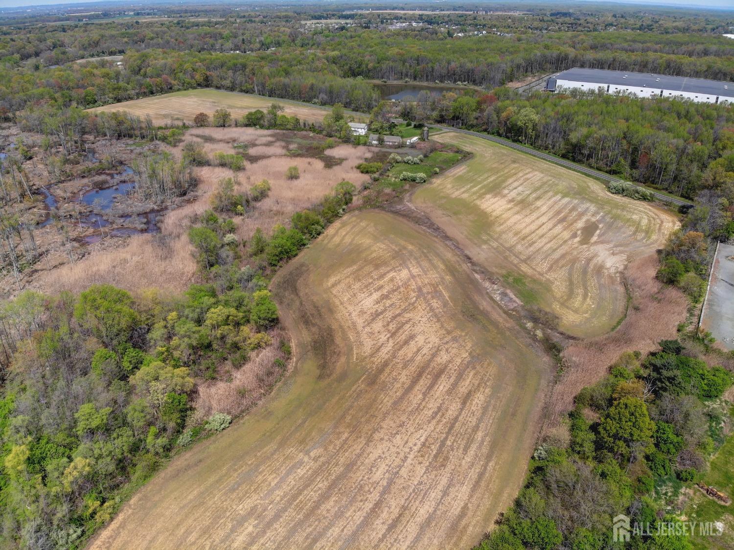 12 Brick Yard Road Cranbury, NJ 08512 - Photo 18 of 26 Gallery Image 18
