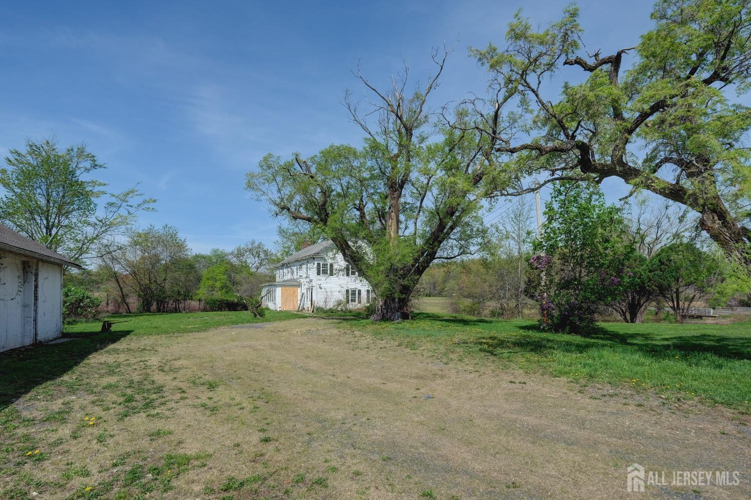 12 Brick Yard Road Cranbury, NJ 08512 - Photo 10 of 26 Gallery Image 10