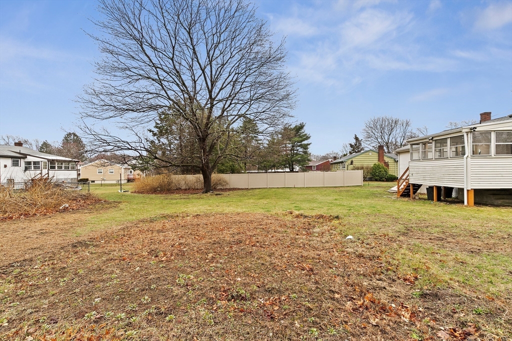 28 Smith Road Randolph, MA 02368 - Photo 24 of 31