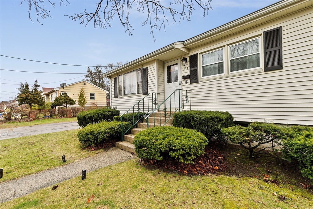 28 Smith Road Randolph, MA 02368 - Photo 29 of 31