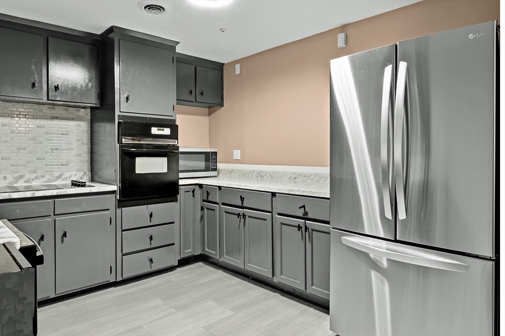 28 Smith Road Randolph, MA 02368 - Photo 7 of 31