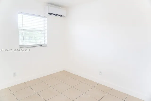 $1,650 | 749 Southeast 15th Street, Unit 10, Fort Lauderdale, FL 33316