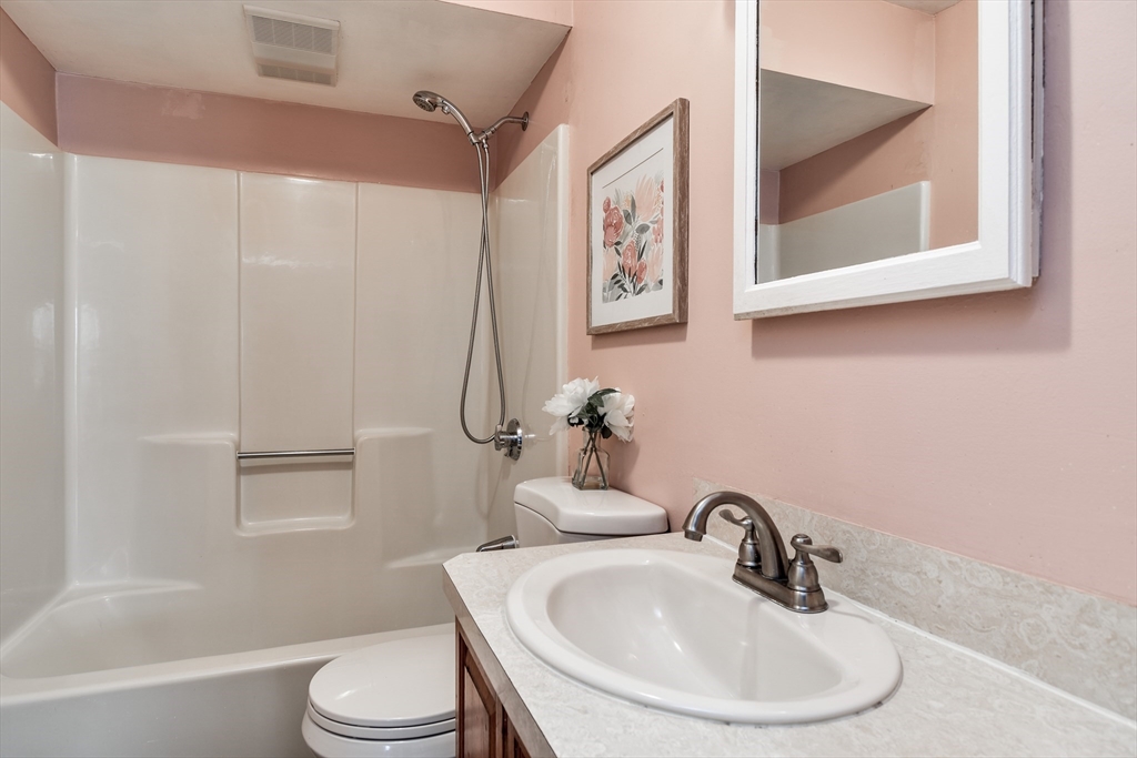 4 Hardwick Road Natick, MA 01760 - Photo 17 of 29 Gallery Image 17