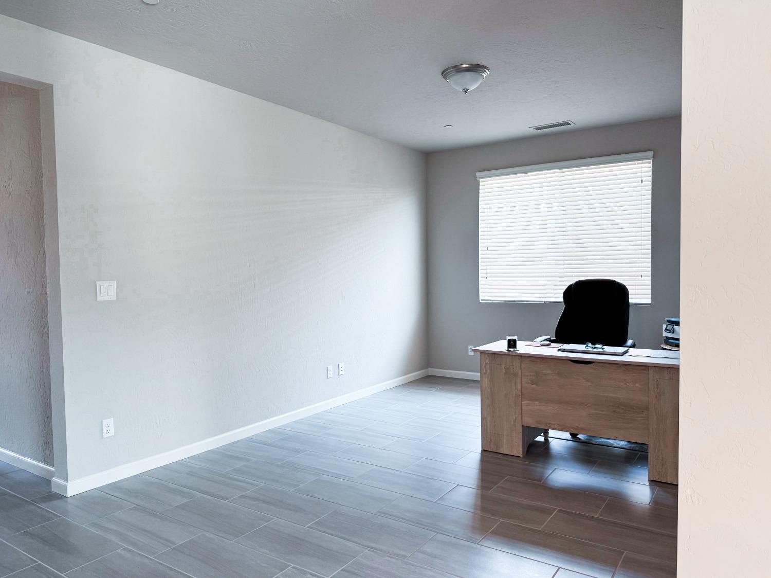 3395 Las Rosas Avenue Clovis, CA 93619 - Photo 19 of 48