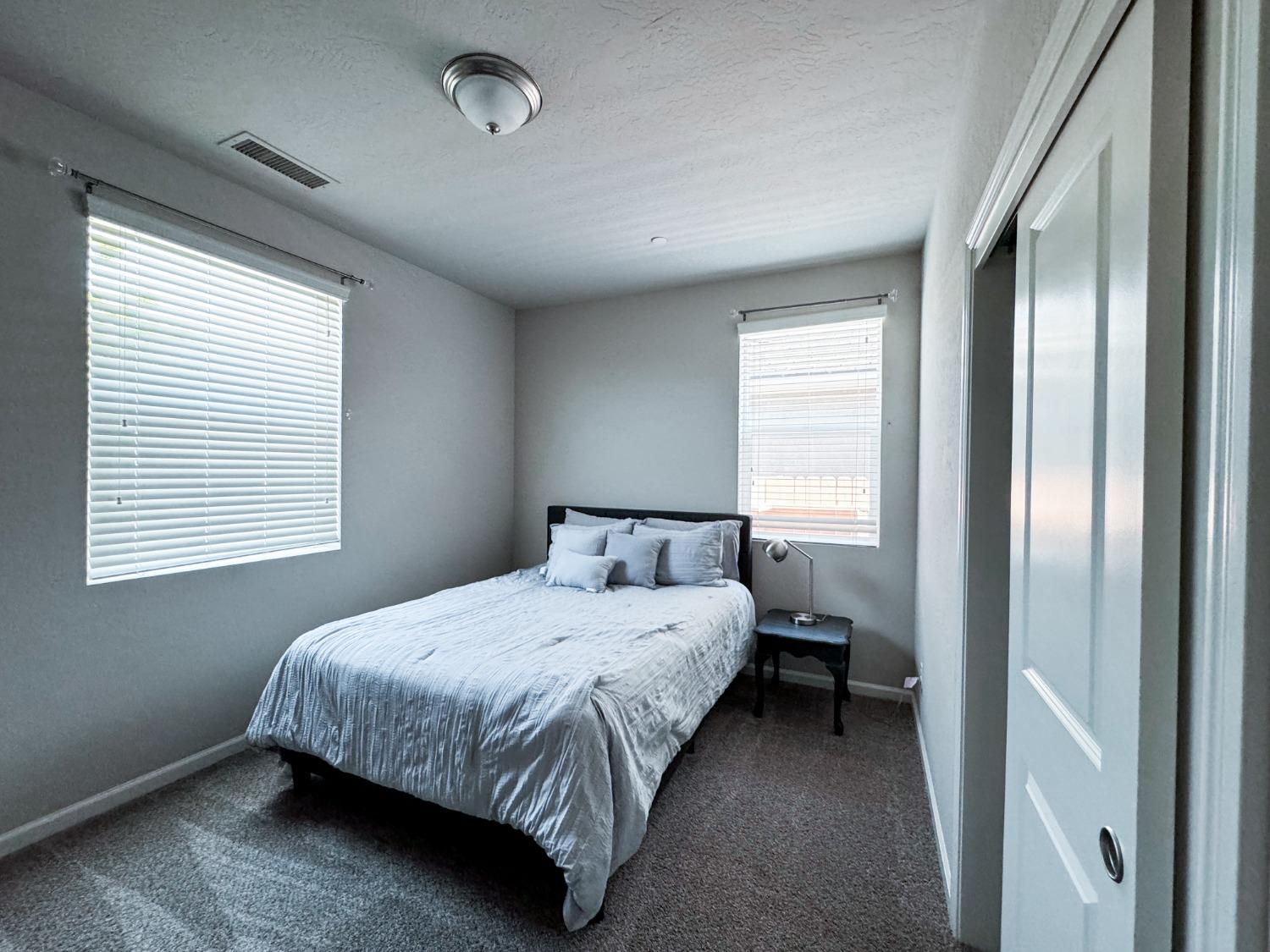 3395 Las Rosas Avenue Clovis, CA 93619 - Photo 25 of 48