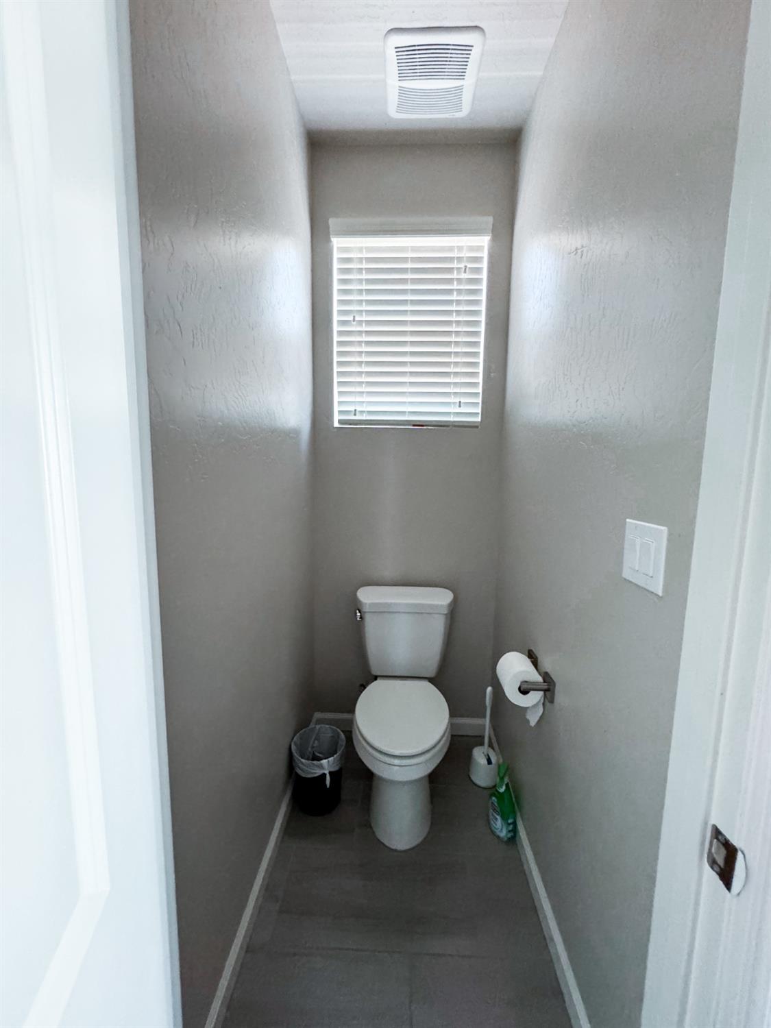 3395 Las Rosas Avenue Clovis, CA 93619 - Photo 33 of 48