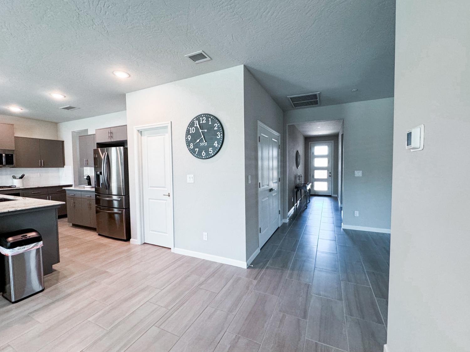 3395 Las Rosas Avenue Clovis, CA 93619 - Photo 39 of 48