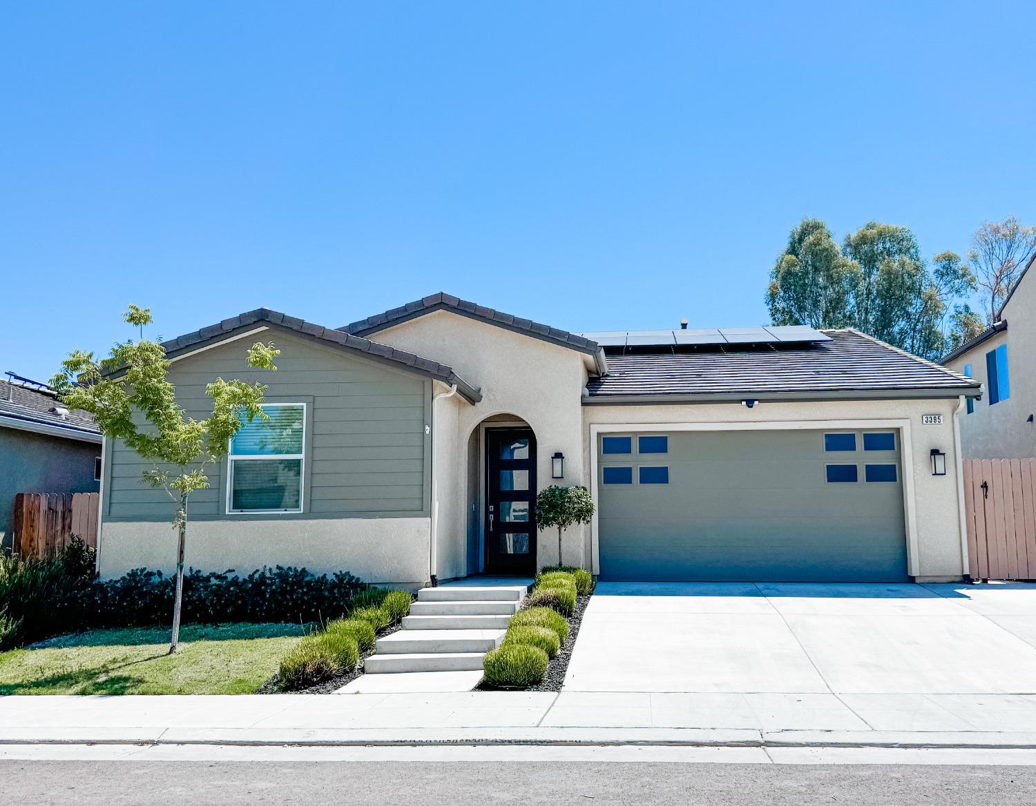 3395 Las Rosas Avenue Clovis, CA 93619 - Photo 5 of 48