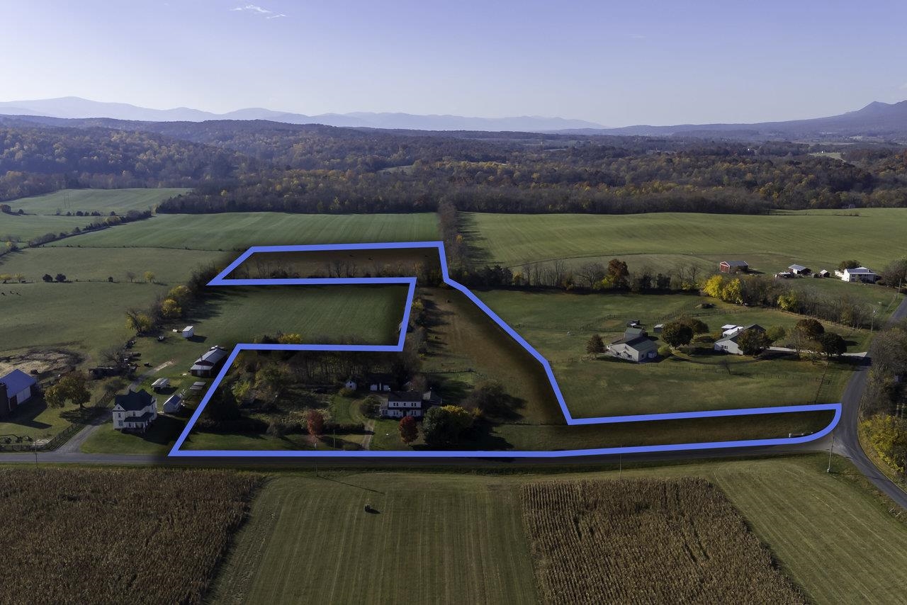 228 Old Farm Road Shenandoah, VA 22849 - Photo 2 of 71 Gallery Image 2