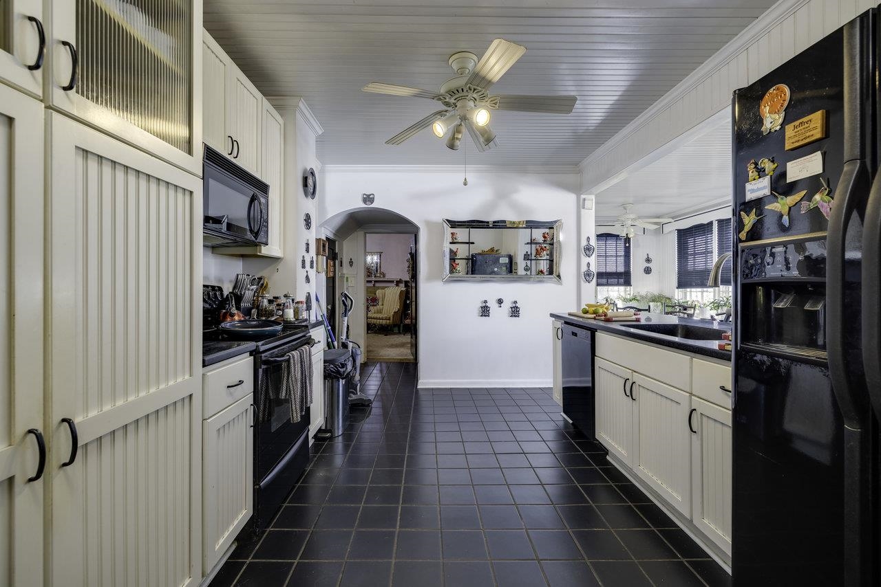 228 Old Farm Road Shenandoah, VA 22849 - Photo 4 of 71 Gallery Image 4