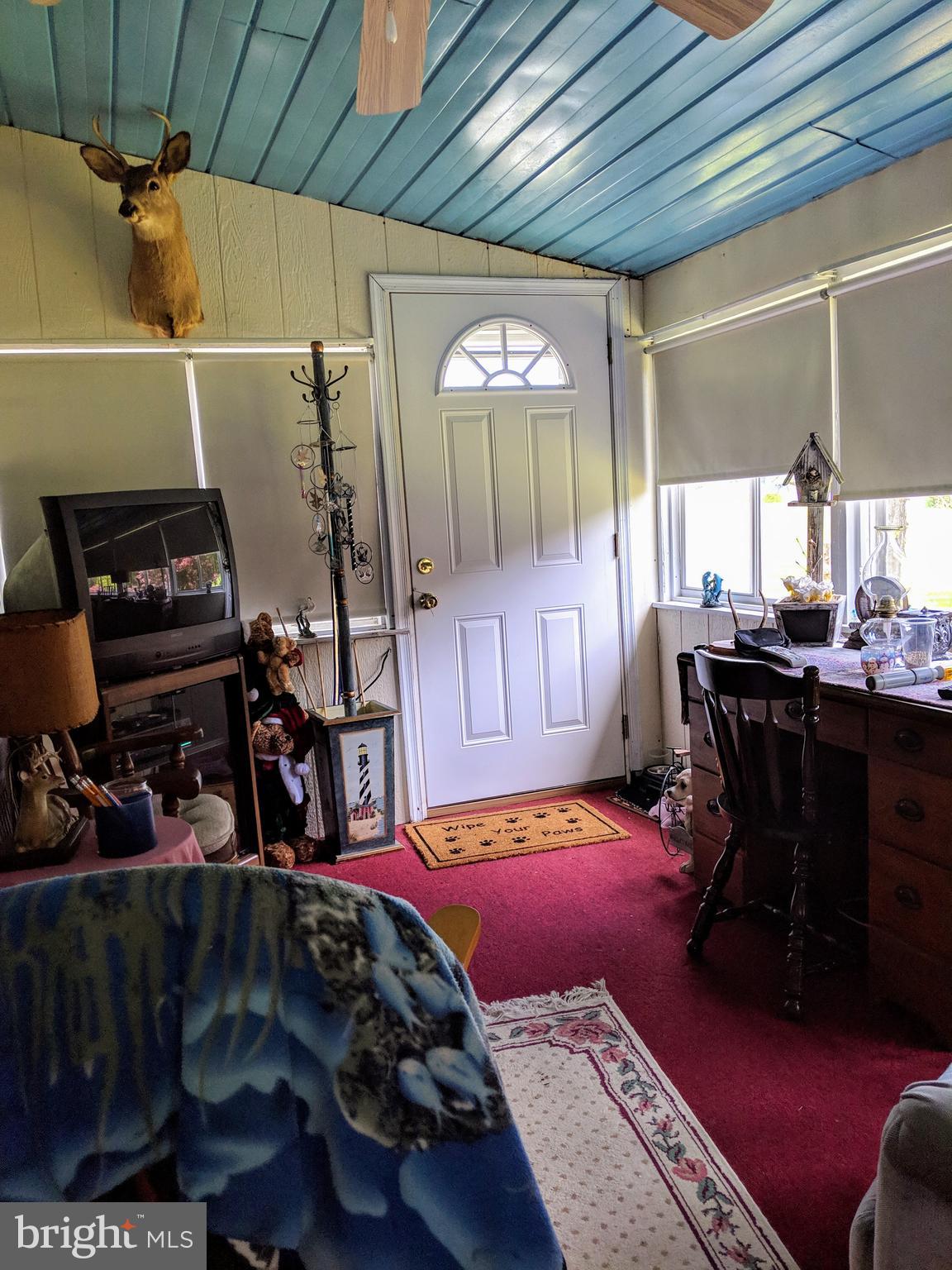 433 St Peters Road Andreas, PA 18211 - Photo 2 of 41 Enclosed, unheated porch