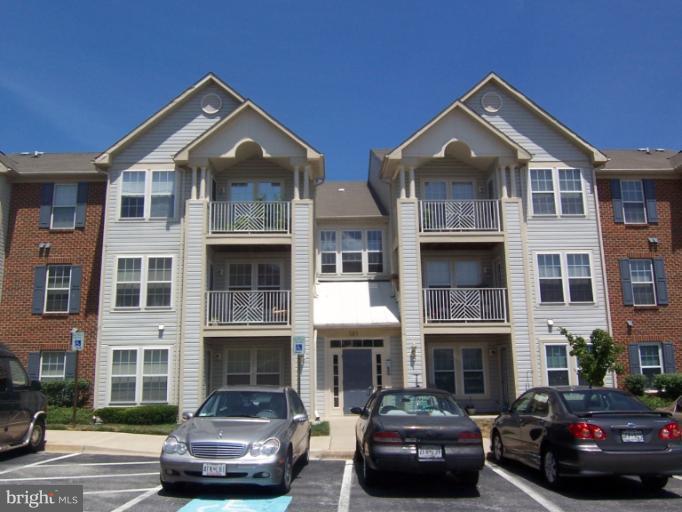 685 Winding Stream Way, Unit 201 Odenton, MD 21113 - Photo 1 of 10 Bright Mid-Level Condo in Piney Orchard