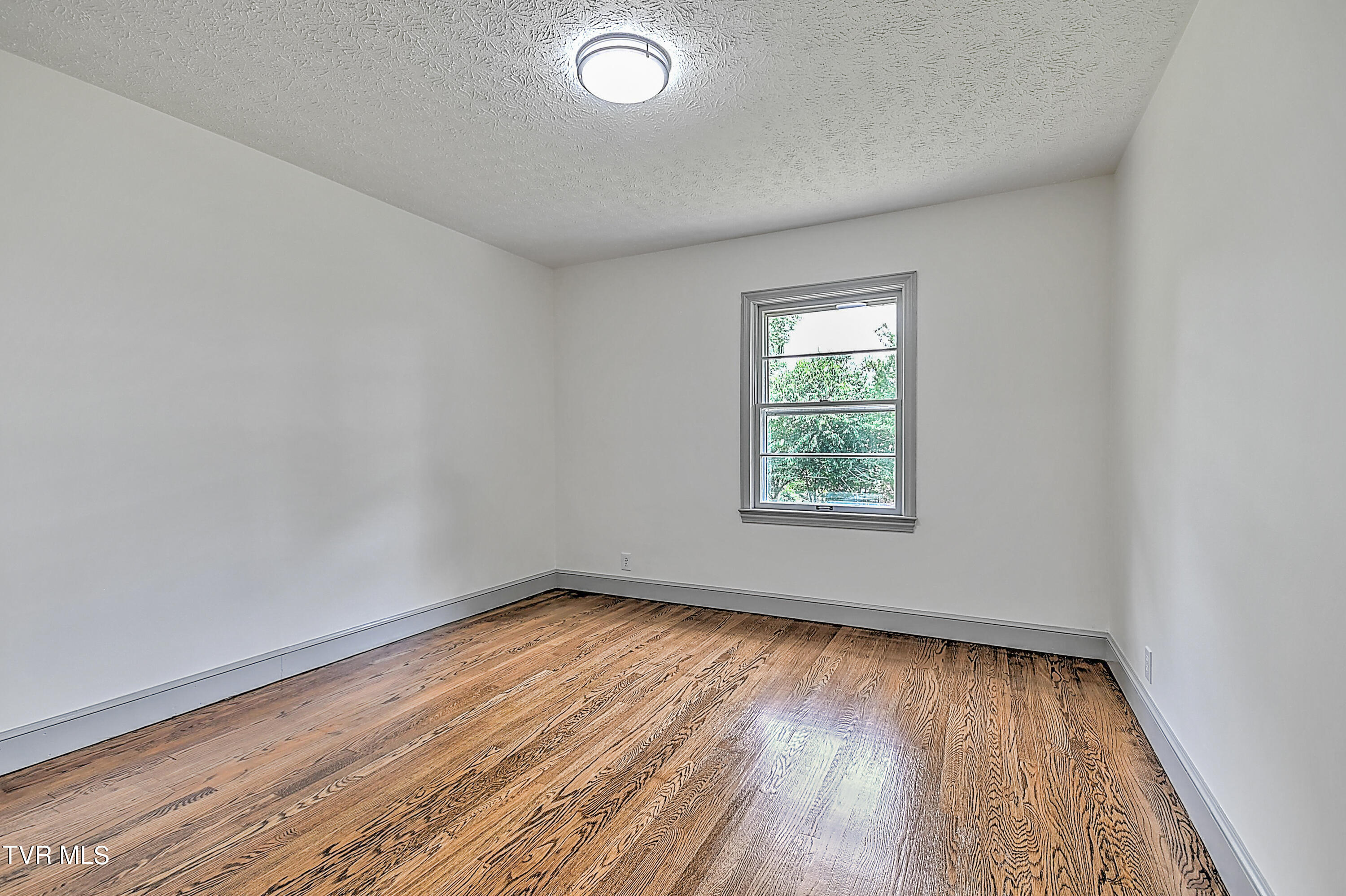 714 Liberty Church Road Kingsport, TN 37663 - Photo 29 of 52 715 Liberty Church KB-33