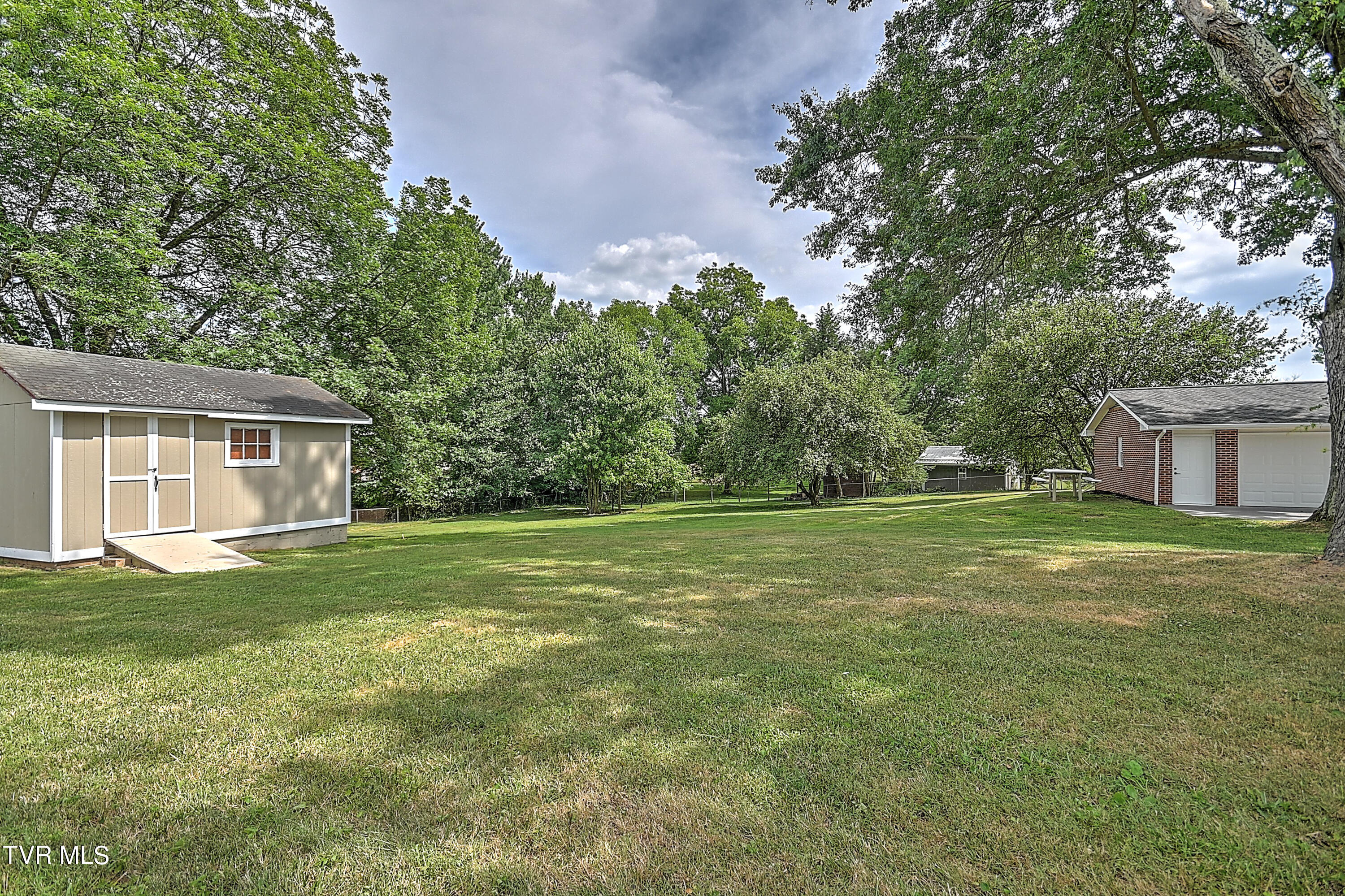 714 Liberty Church Road Kingsport, TN 37663 - Photo 45 of 52 715 Liberty Church KB-50