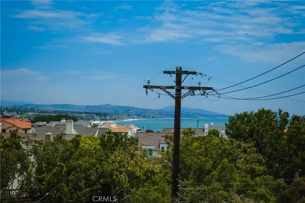 $2,350,000 | 24722 Del Prado Avenue, Unit 403, Dana Point, CA 92629