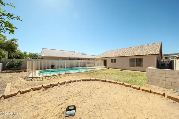 $2,700 | 29211 North 51st Street, Cave Creek, AZ 85331