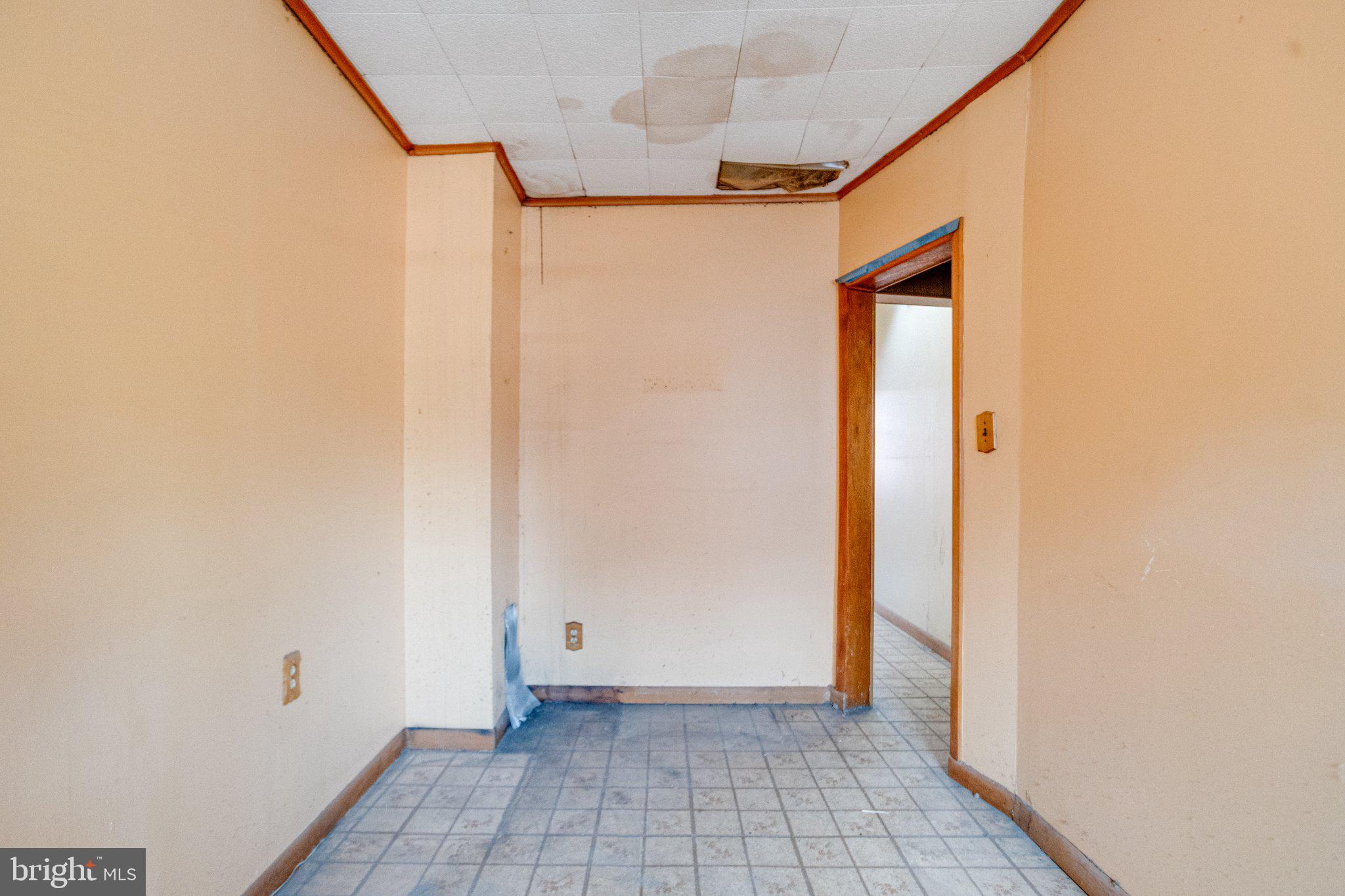 38 South Curley Street Baltimore, MD 21224 - Photo 33 of 38 a view of an empty room