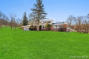 $4,500 | 16 Fernglade Court, Chester, NY 10918