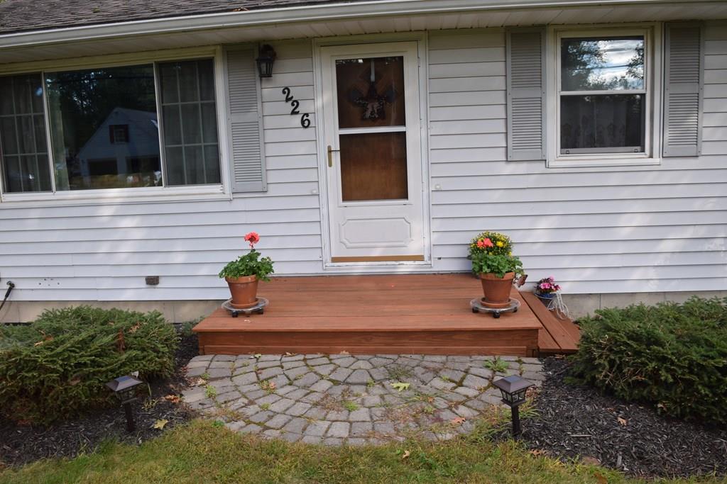 226 S Road Templeton, MA 01468 - Photo 3 of 22