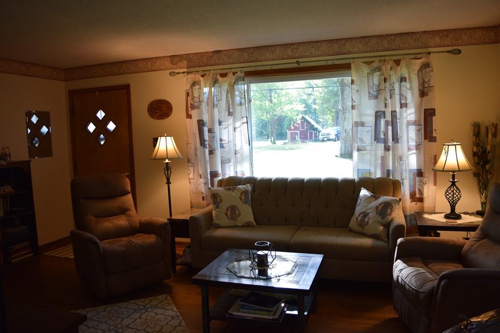 226 S Road Templeton, MA 01468 - Photo 4 of 22