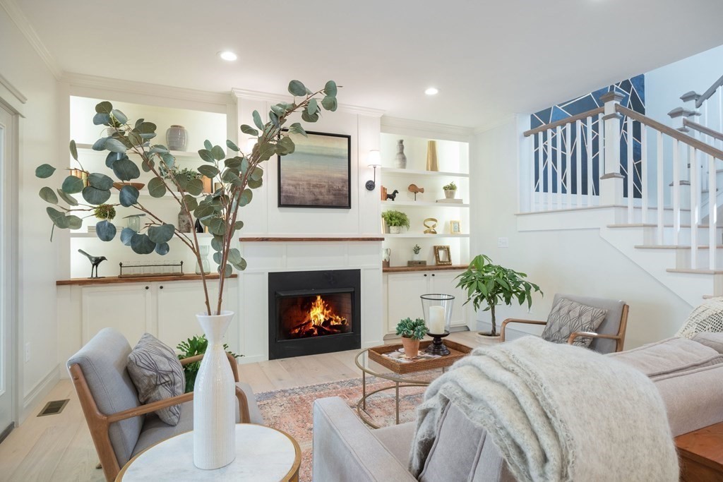 55 Locust Street Reading, MA 01867 - Photo 11 of 42