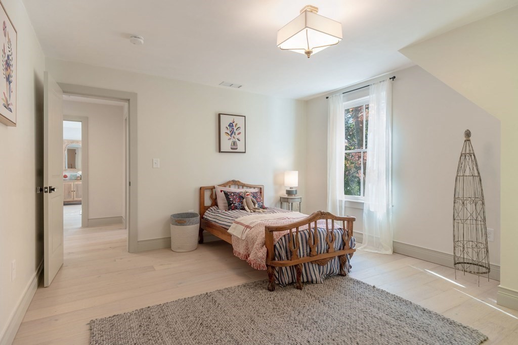 55 Locust Street Reading, MA 01867 - Photo 36 of 42