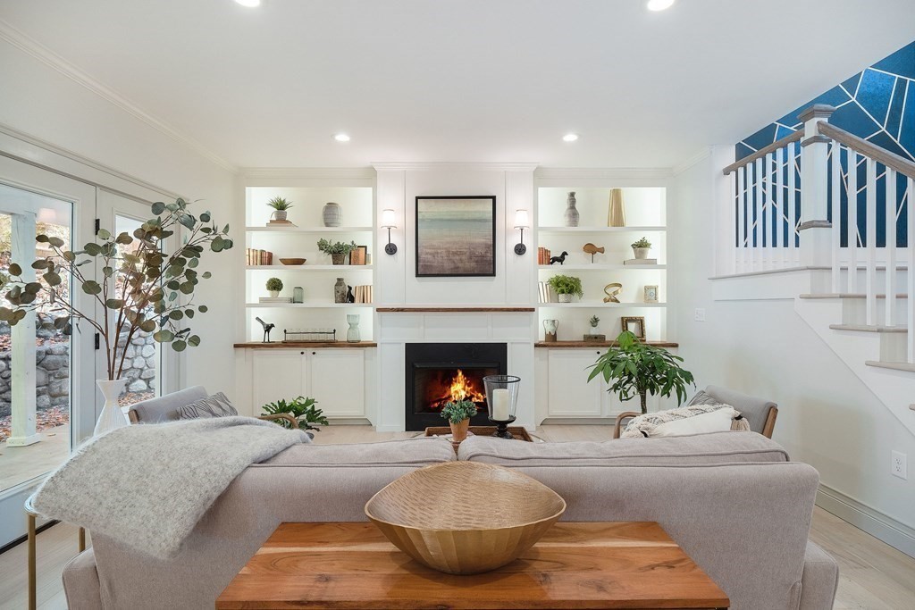 55 Locust Street Reading, MA 01867 - Photo 7 of 42