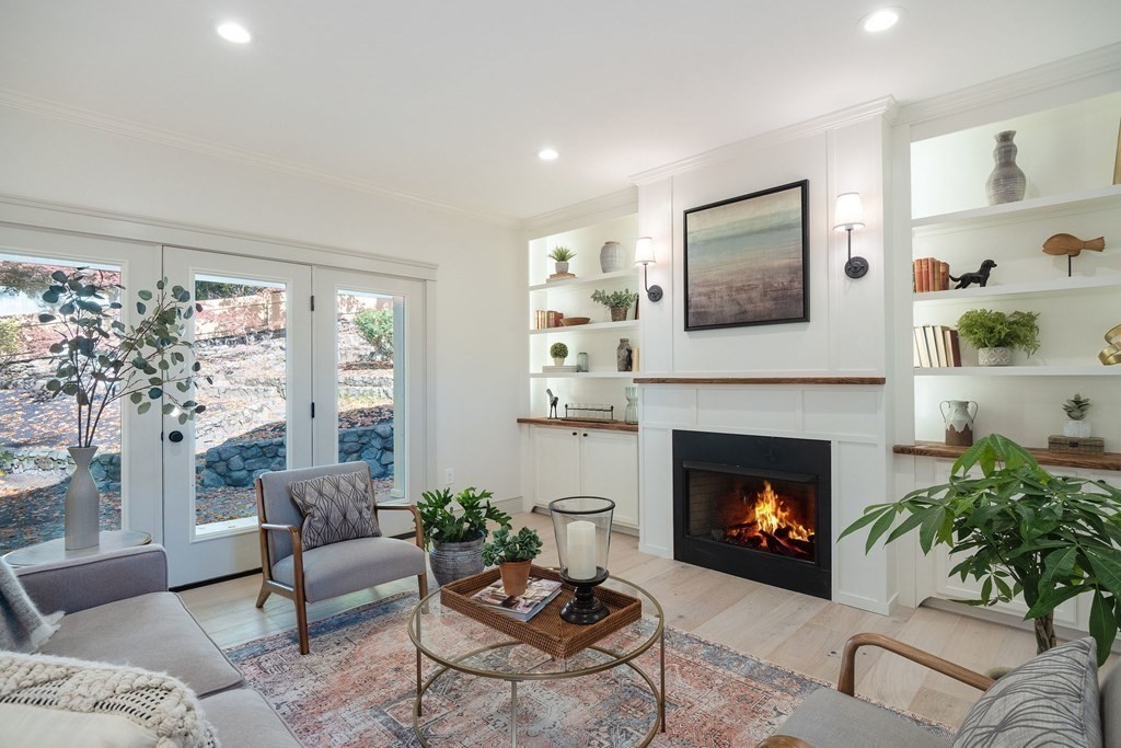 55 Locust Street Reading, MA 01867 - Photo 8 of 42