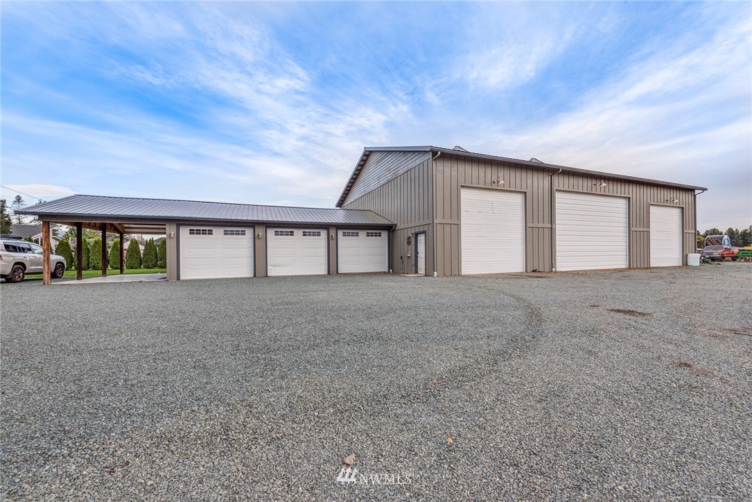 16826 Allen West Road Bow, WA 98232 - Photo 6 of 40 Gallery Image 6