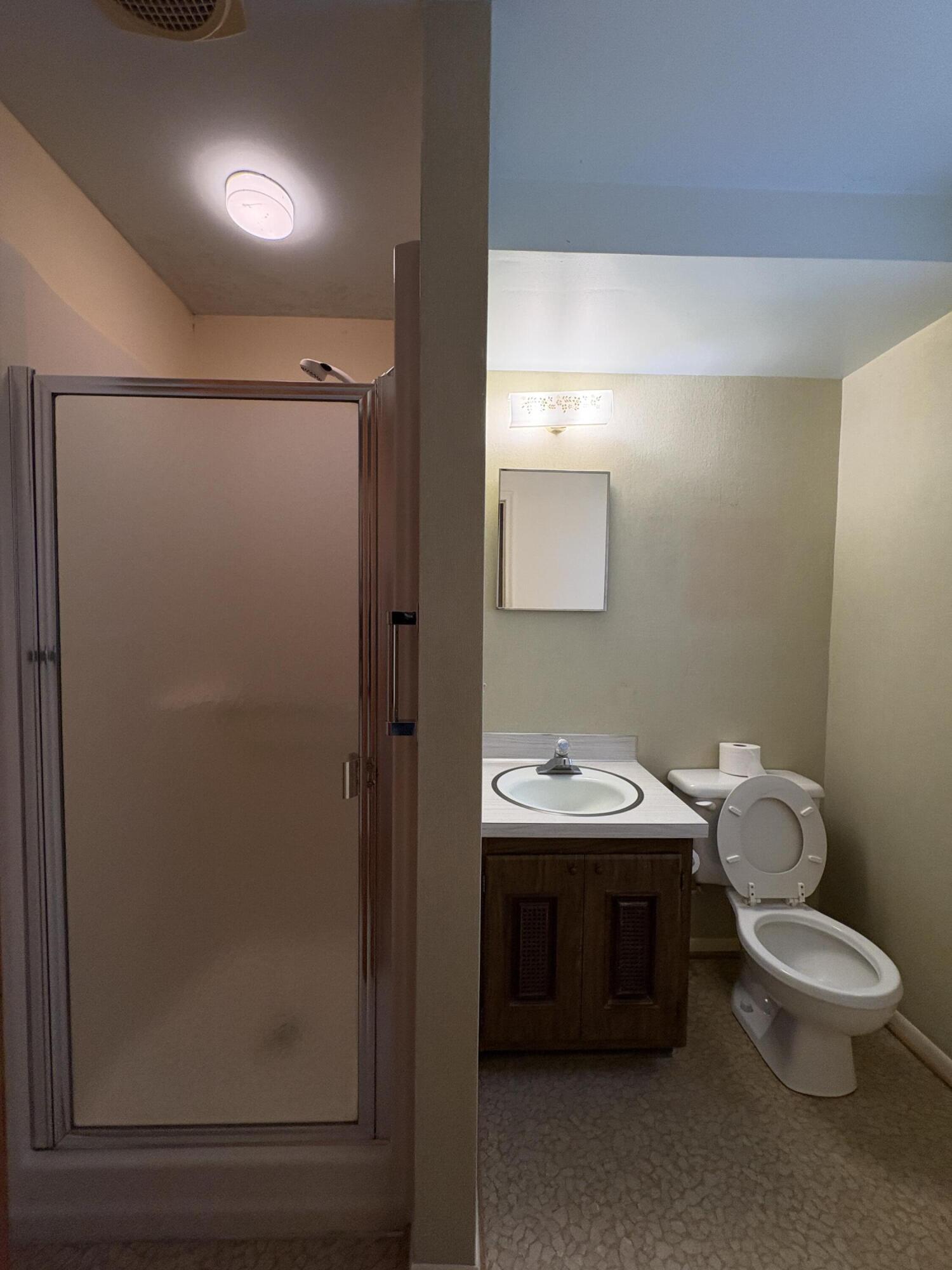 6233 Hereford Road Saline, MI 48176 - Photo 23 of 26 IMG_1878