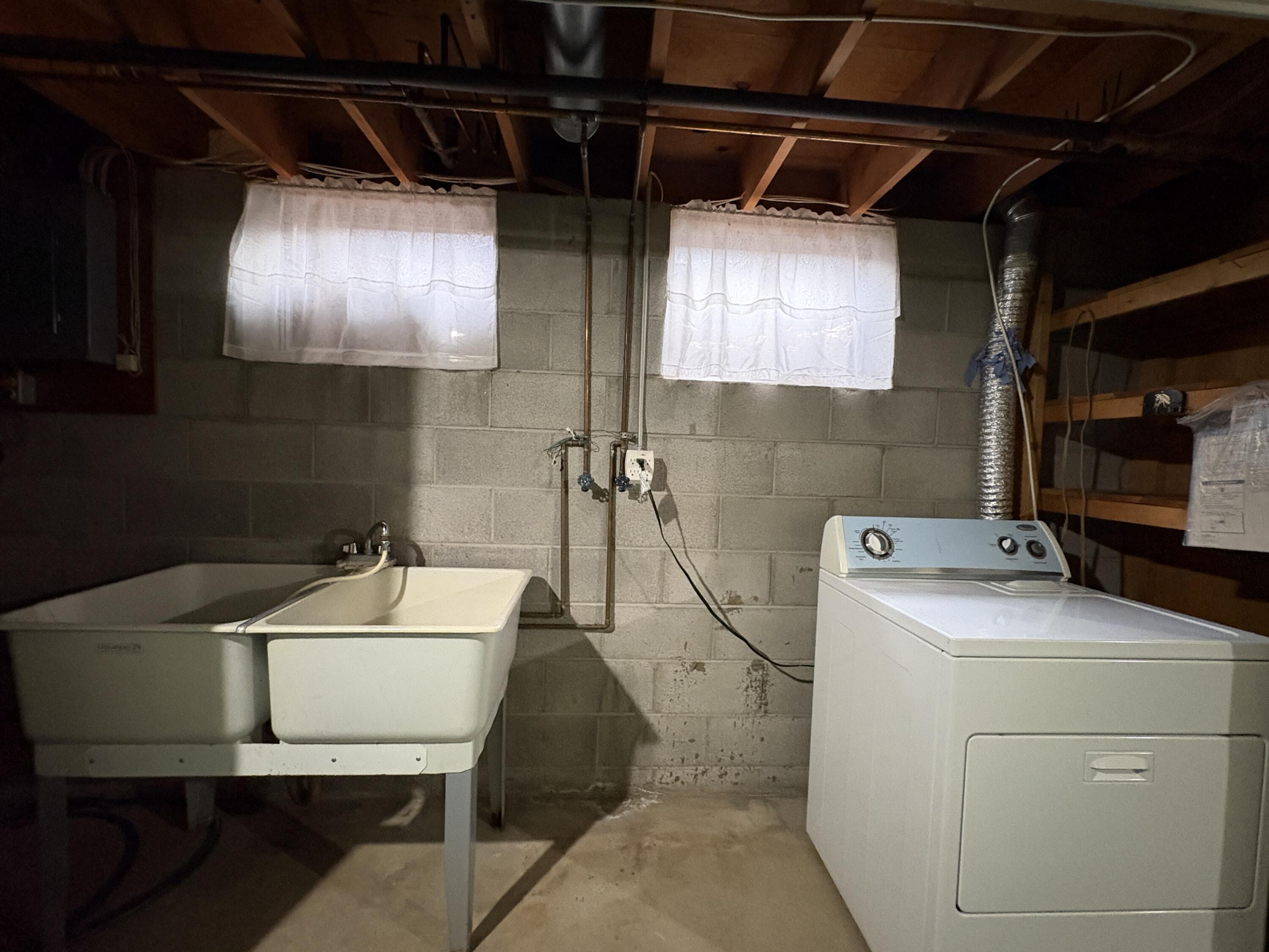 6233 Hereford Road Saline, MI 48176 - Photo 26 of 26 IMG_1880