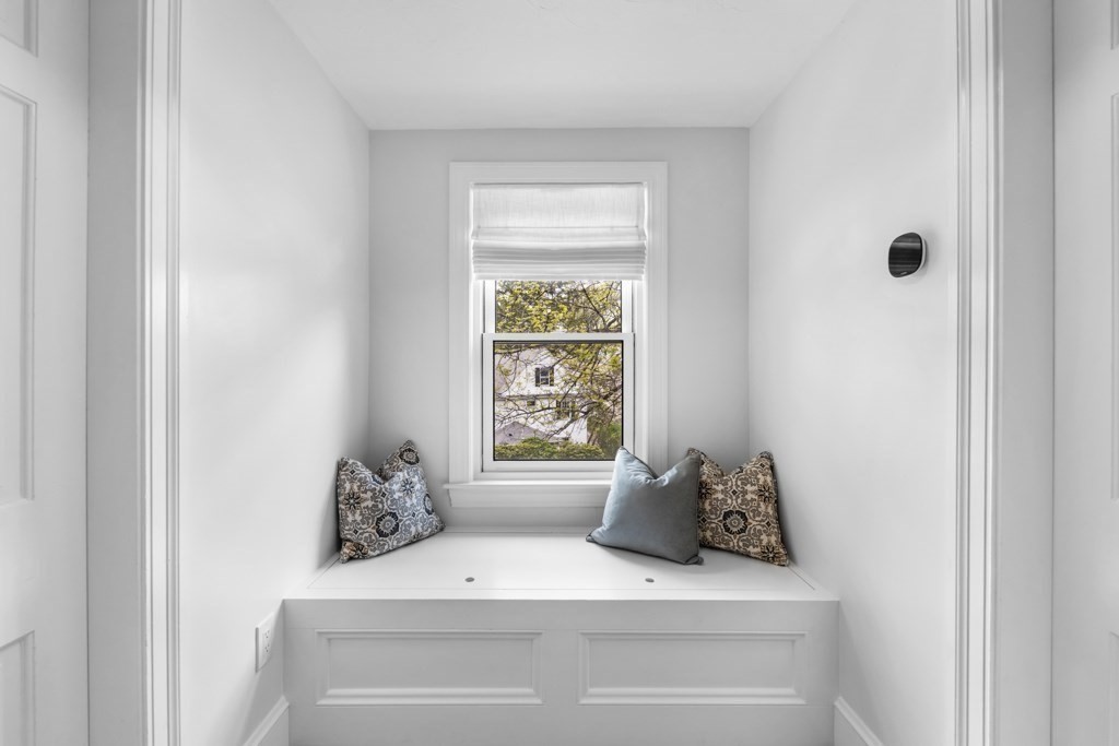 127 Prospect Street Wellesley, MA 02481 - Photo 24 of 40