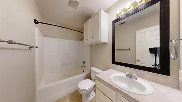 $3,200 | 1619 Park Place, College Station, TX 77840