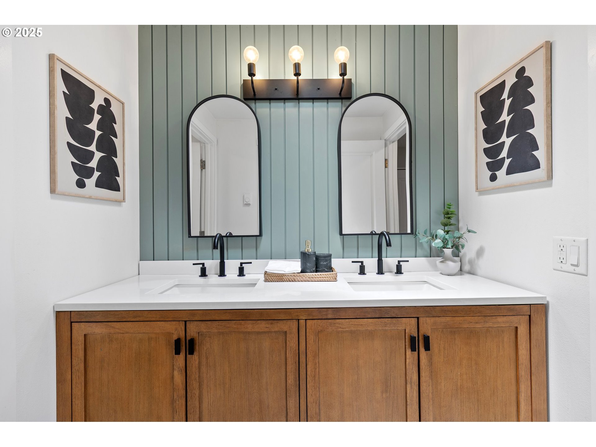 2378 11th Street Springfield, OR 97477 - Photo 24 of 38 a bathroom with double vanity sinks and two mirror