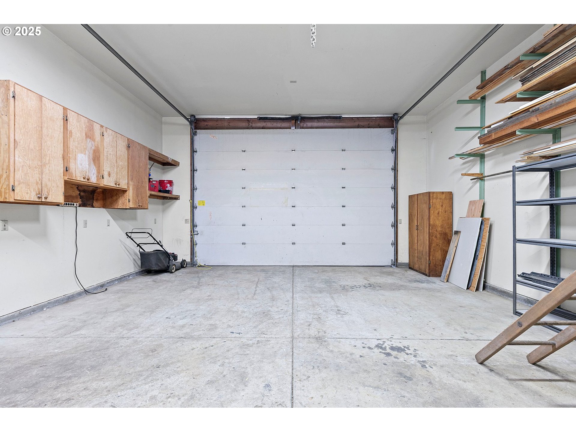 2378 11th Street Springfield, OR 97477 - Photo 34 of 38 a view of a storage & utility room with closet window