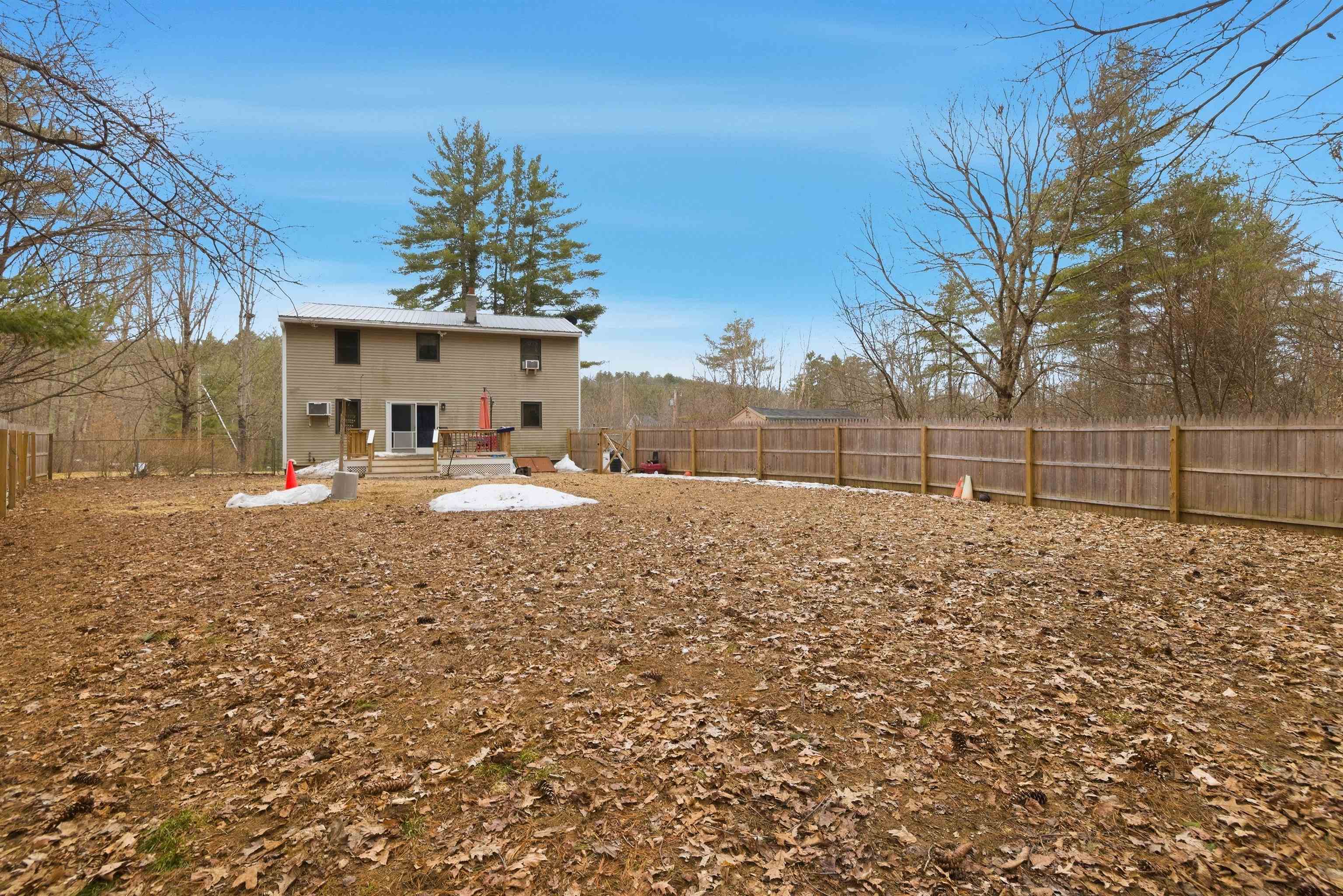 299 Concord Road Northfield, NH 03276 - Photo 5 of 53