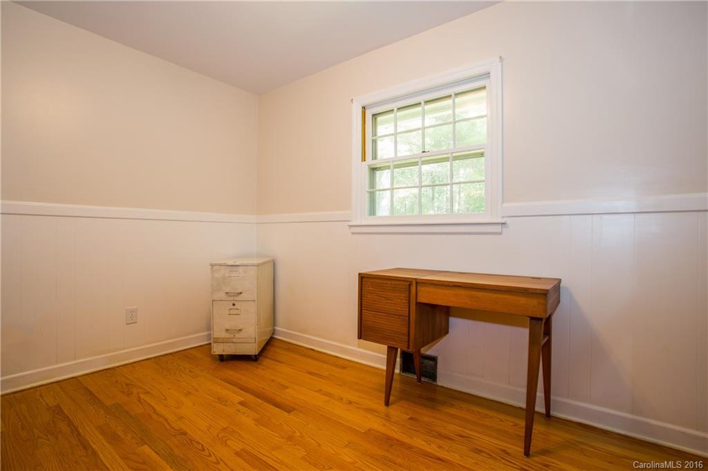 125 Old Bee Tree Road Swannanoa, NC 28778 - Photo 6 of 21 Gallery Image 6
